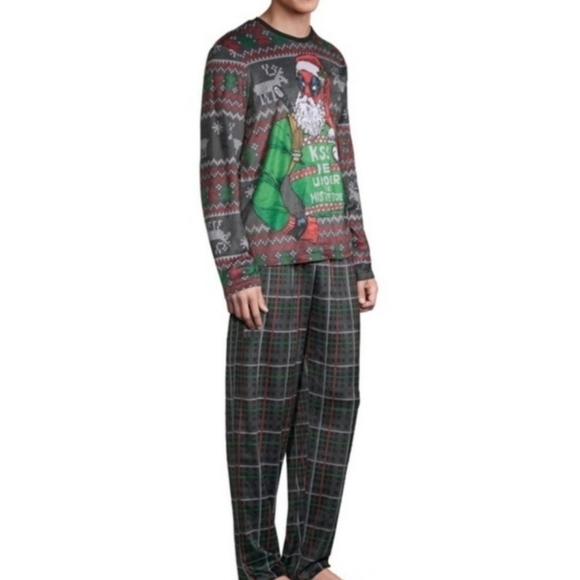 Mens Marvel Black Kiss Me Under The Mistletoe Deadpool 2-PC Pajama Set L - Picture 7 of 13